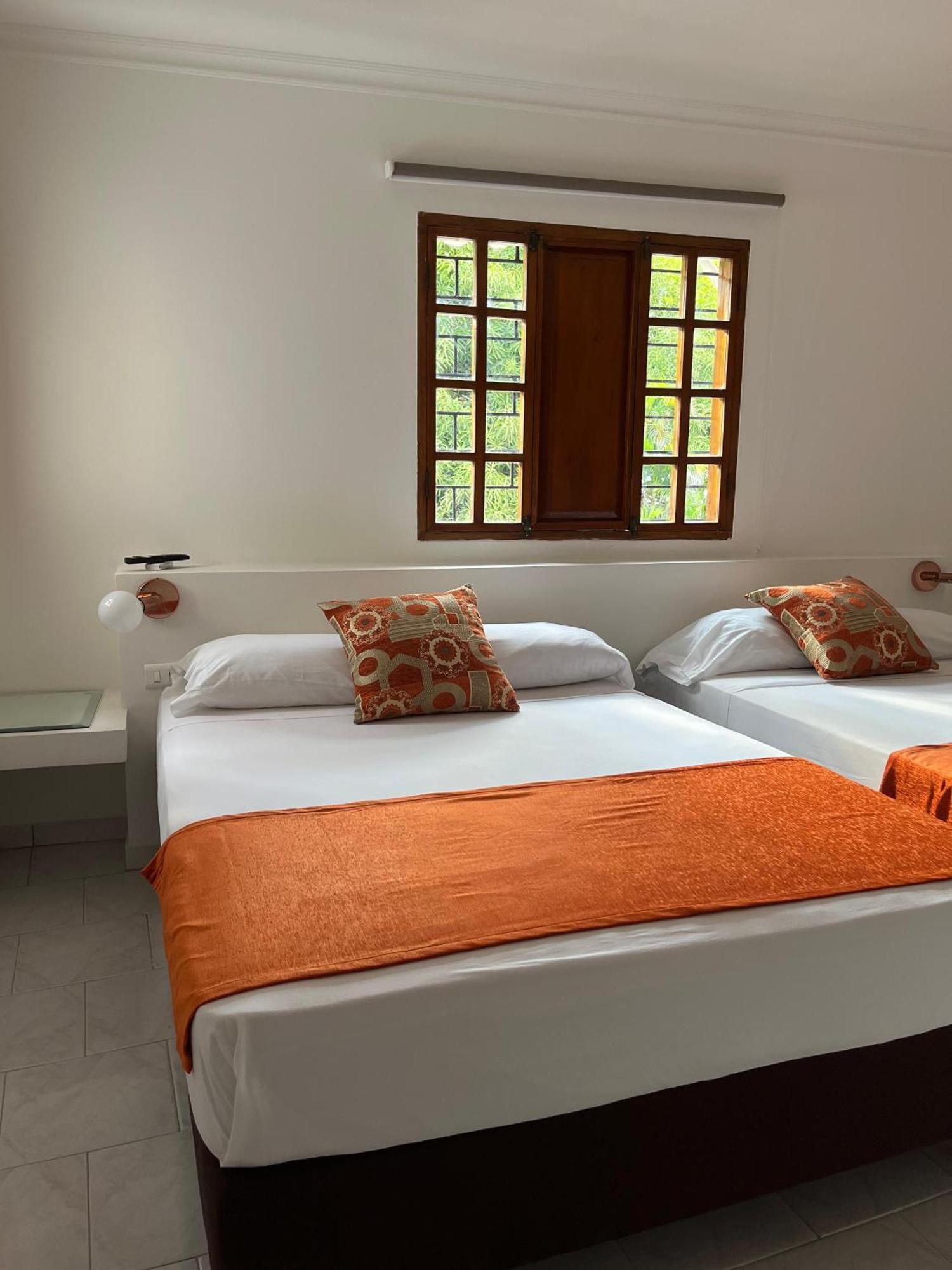 La 10B Hostel Cartagena Екстериор снимка