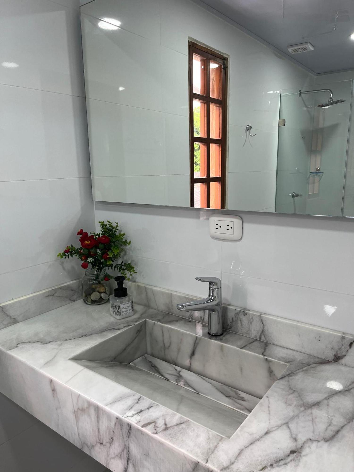 La 10B Hostel Cartagena Екстериор снимка